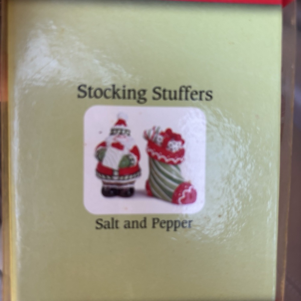 Fits In Floyd, Christmas Salt And Pepper Shakers Stocking, And Santa 2007 - Picture 4 of 5